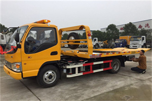 源城区哪里有拖车服务