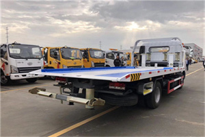 源城区汽车救援补胎